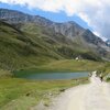 Dal Lago di Gola mancano pochi metri di dislivello al Passo di Gola (2.288 m), un passo di confine tra l’Italia e l’Austria. Foto: BS, &copy; Peer