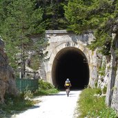 cortina tunnel auf alter bahnstrecke