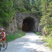 cortina valle d ampezzo radweg tunnel
