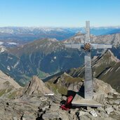 wilde kreuzspitze gipfel kreuz