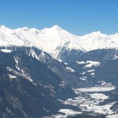 Skigebiet Kronplatz blick auf tauferer tal skiarea plandecorones vista su val di tures