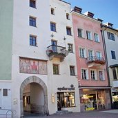 bruneck fassaden am grossen graben bastioni brunico