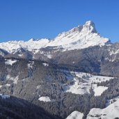 winter blick auf peitlerkofel putia