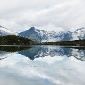 klaussee spiegelbild zillertaler alpen fr lago klaus