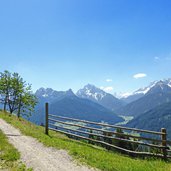 bei kammerlechen roemerweg aussicht dolomiten