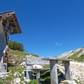 kreuz nahe sennes huette