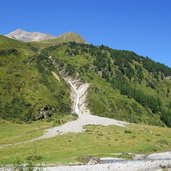 weg dorfer tal bei rumesoi eben almen