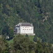 schloss lengberg bei nikolsdorf