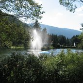 Issinger Weiher Springbrunnen
