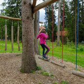 PeerRS C grieswaldile toblach spielplatz person