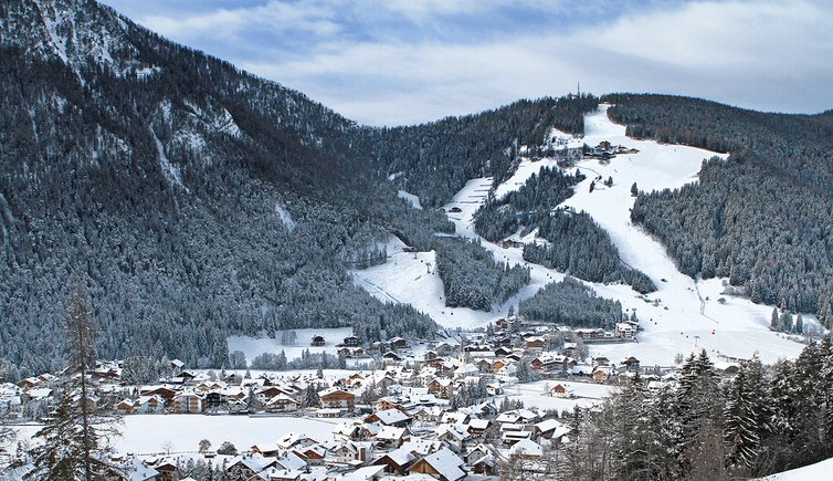 St Vigil in Enneberg winter s vigilio marebbe inverno