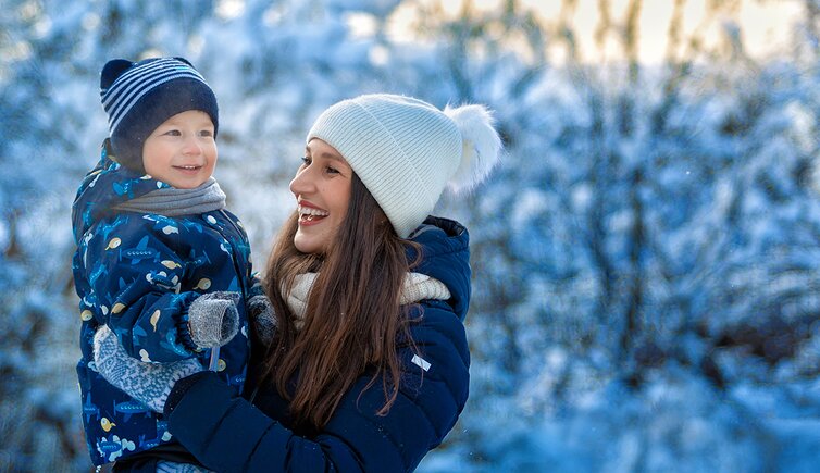 AS single mit kind personen winter schnee