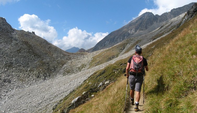 Neveser Hoehenweg